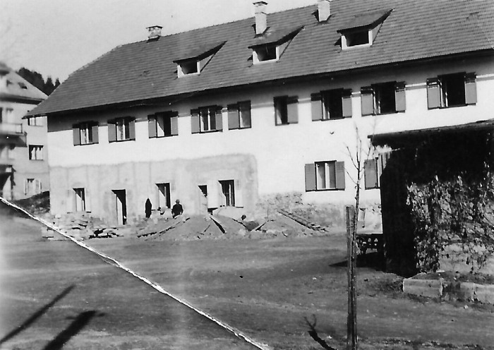 Hotelbau kurz vor Fertigstellung 1941