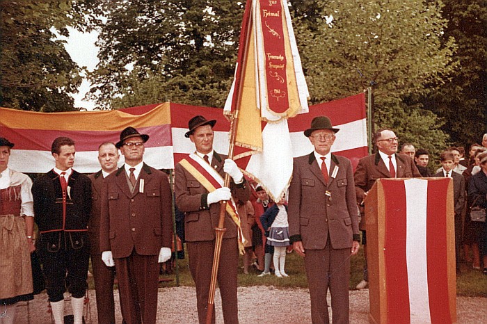 Fahnenweihe Abwehrkämpferbund Krumpendorf 1962