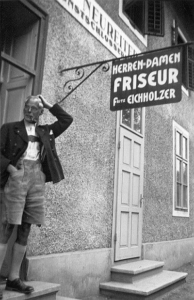 Friseur Fritz Eichholzer an der Hauptstraße 172 1930er Jahre