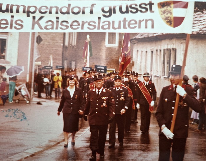 Aufmarsch der FF-Krumpendorf in Kaiserslautern 1980