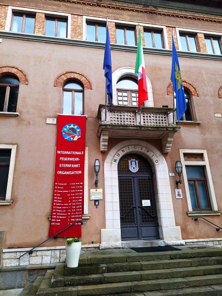 Rathaus von Grado 25. Sternfahrt 2026