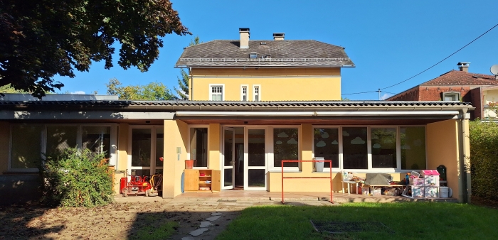 Alter Kindergarten Krumpendorf Hofansicht 2026
