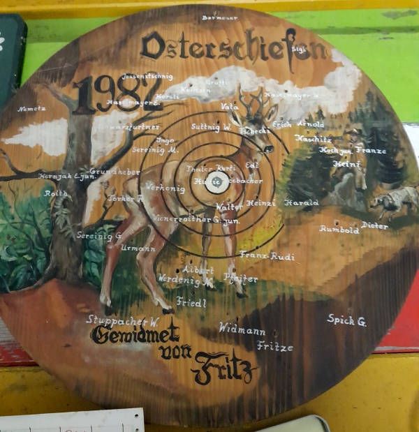 Ehrenscheibe 1982