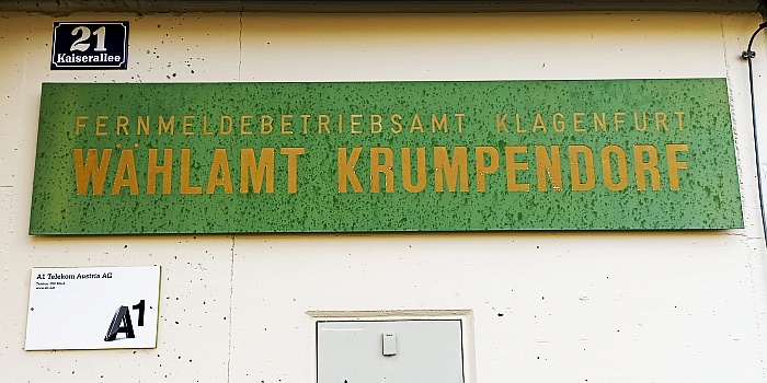 Schild Wählamt Krumpendorf - Kaiserallee 21