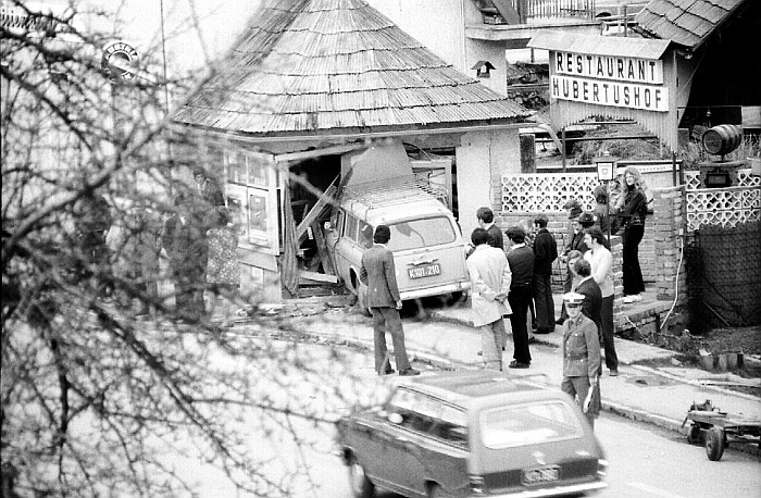 Verkehrsunfall bei Trafik Eichholzer Anfang 1970er Jahre