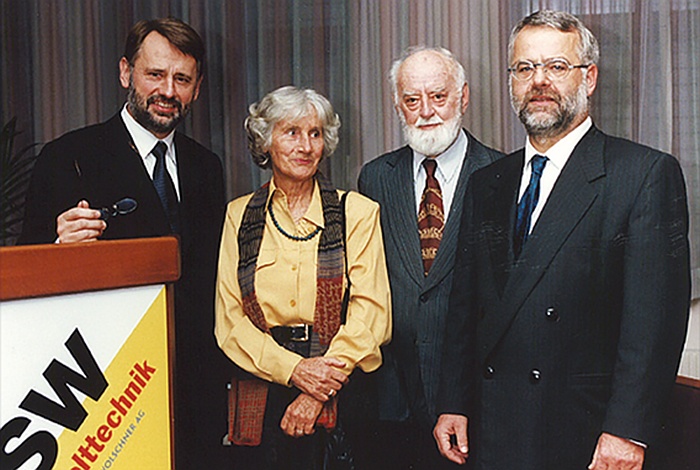 Karl Wolschner mit Gattin Elke und den Söhnen Bernd und Karl Heinz